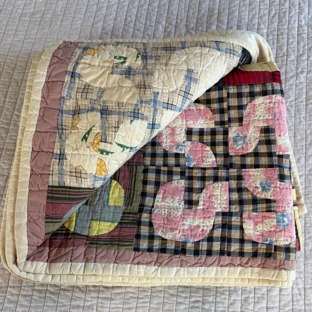 Vintage 1940s Robbing Peter to Pay Paul Quilt Hand Quilted Feedsack Patchwork